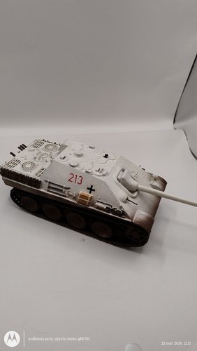 Built and painted - , 1/35